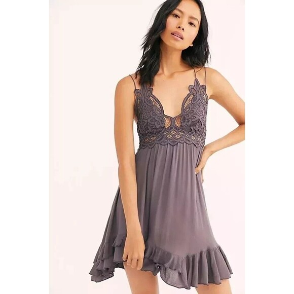 Free People FP One "Adella" Slip Crochet Lace Mini Dress Tiered Beach XS 272996 - Picture 1 of 9